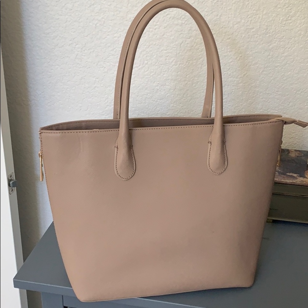 Large Tan H&M Tote